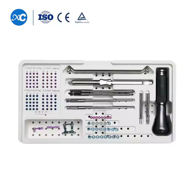 Juego de instrumentos para placas maxilofaciales de 1,5/2,0 mm 