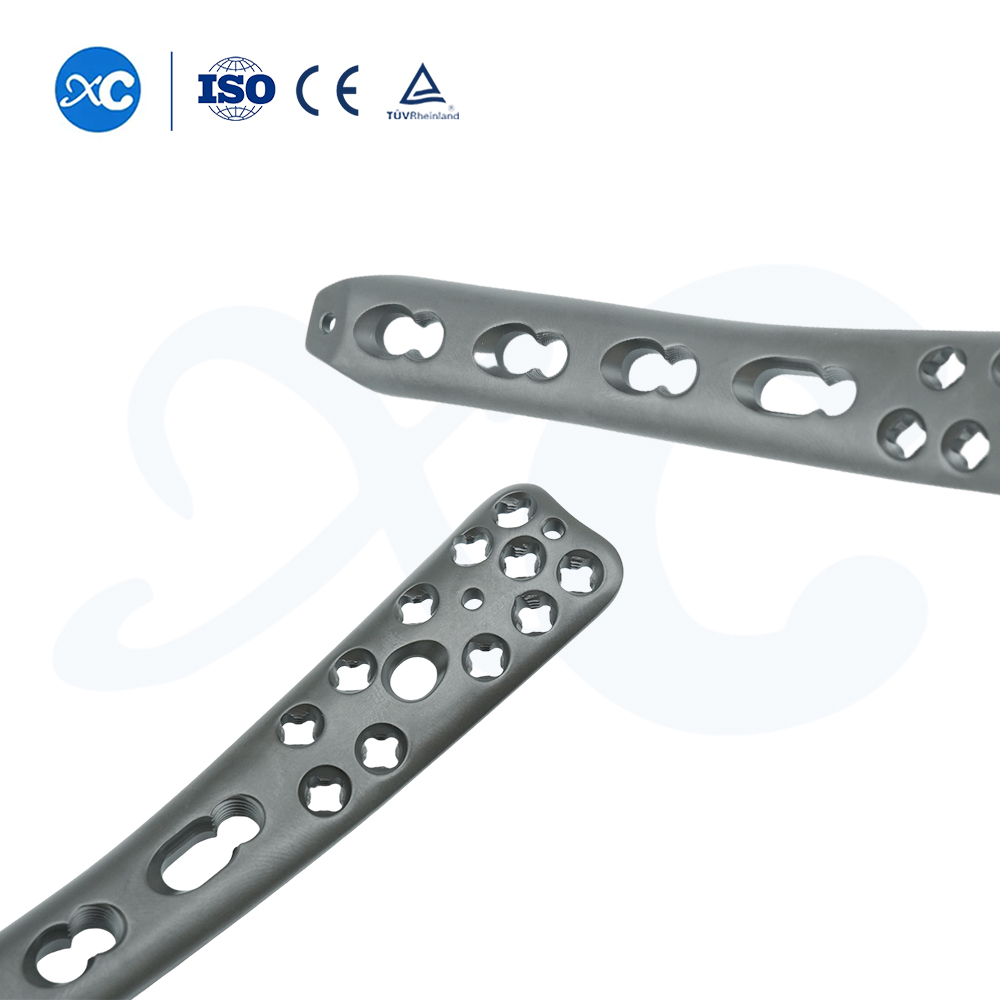 Placa poliaxial medial para tibia distal