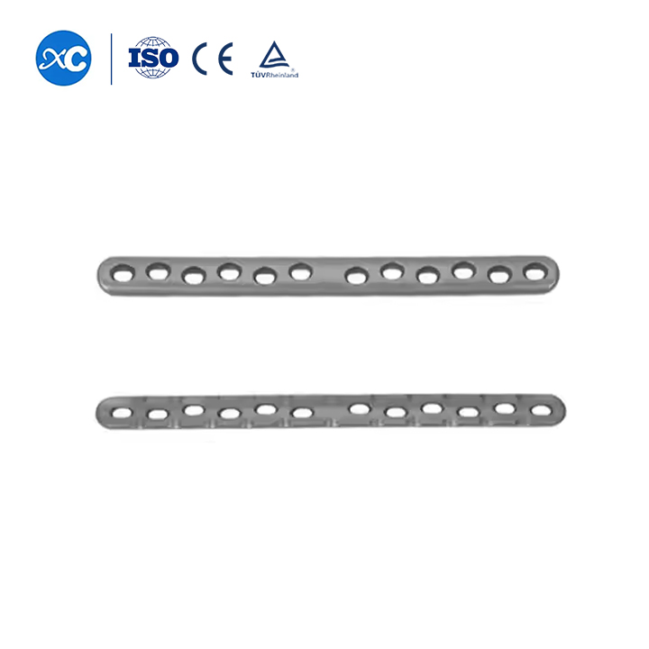 Placa femoral LC-DCP