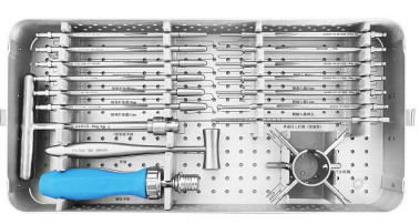 Juego de instrumentos para tornillos de interfaz
