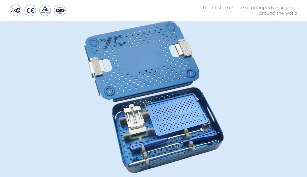 Fabricaci&oacute;n de instrumentos de jaula cervical PEEK y artesan&iacute;a de instrumentos quir&uacute;rgicos